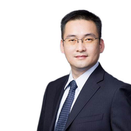 Alan Li WhiteBkgd
